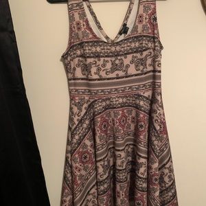 Cute print. size medium dress. Stretchy and comfy.